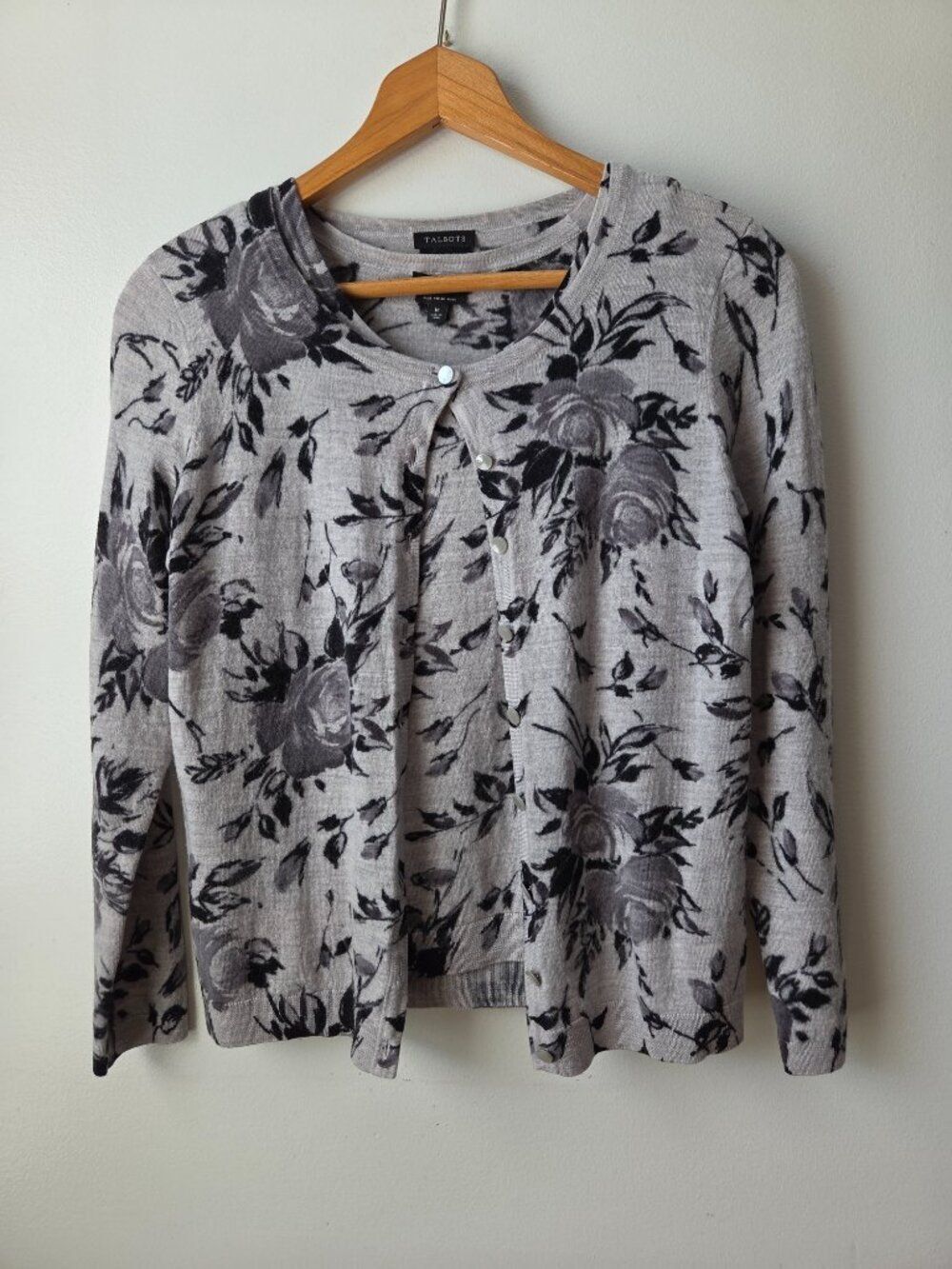 EUC TALBOTS 2 PC FLORAL 100% PURE MERINO WOOL CARDIGAN & TANK TOP SIZE M